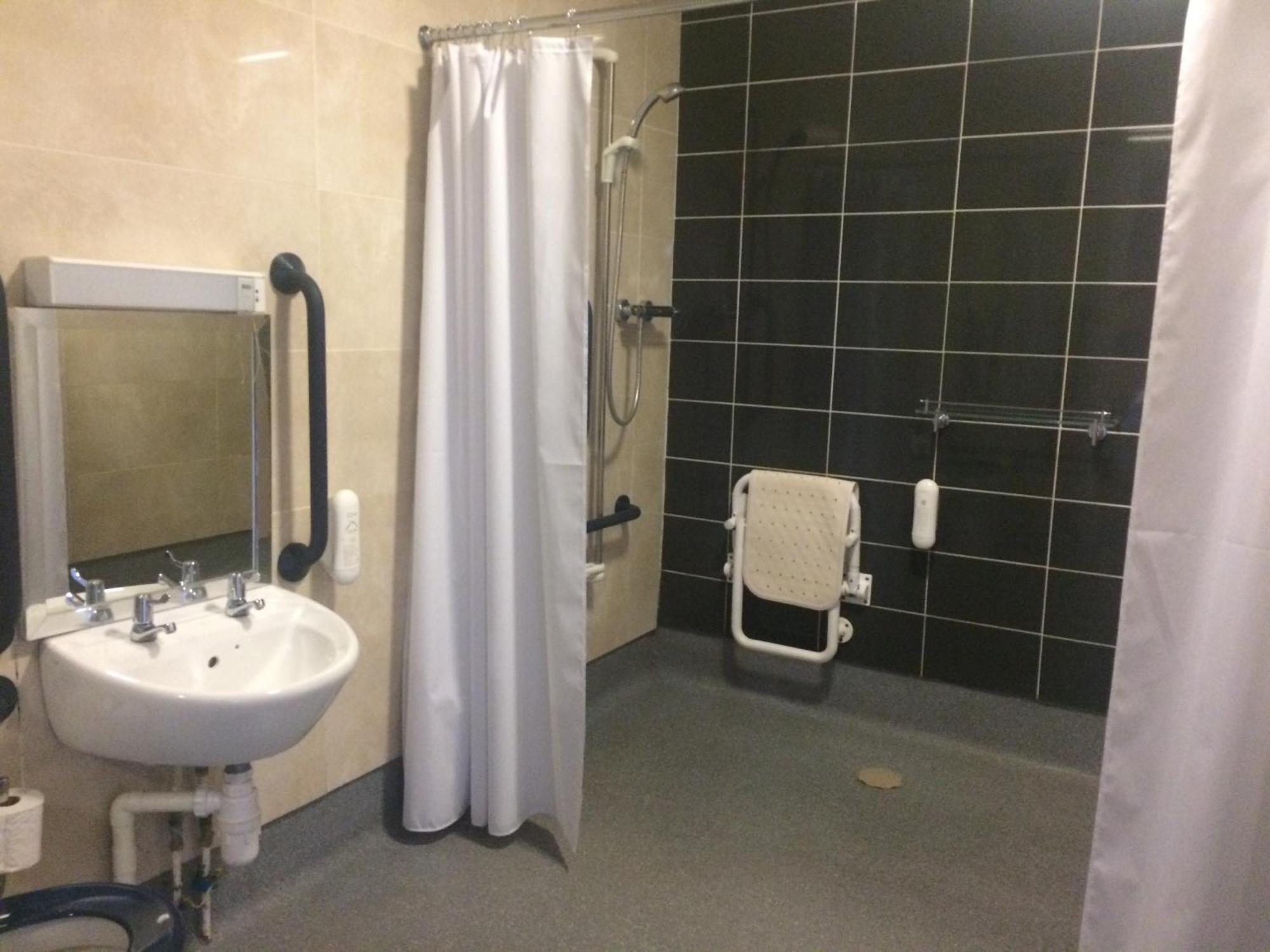 The Three Tuns Hotel Wetherspoon Thirsk Pokoj fotografie