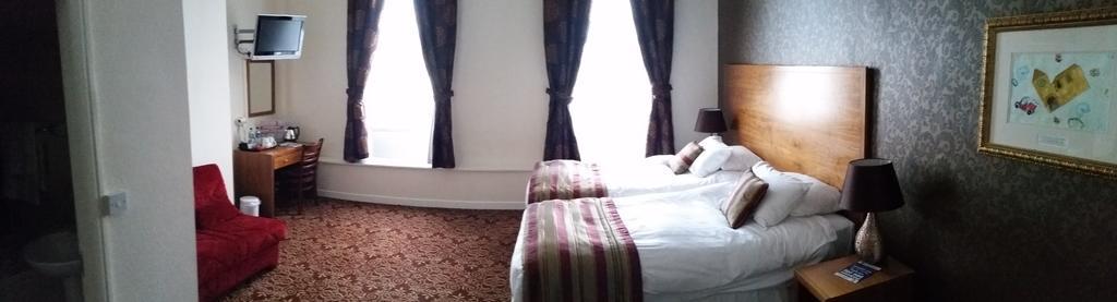 The Three Tuns Hotel Wetherspoon Thirsk Pokoj fotografie