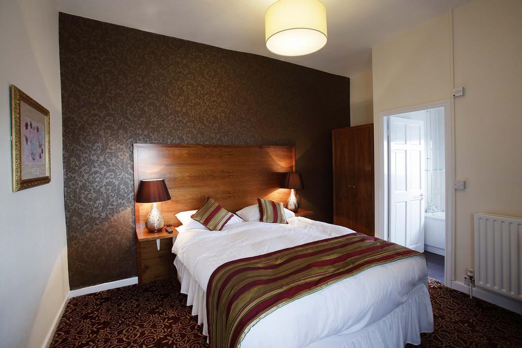The Three Tuns Hotel Wetherspoon Thirsk Pokoj fotografie